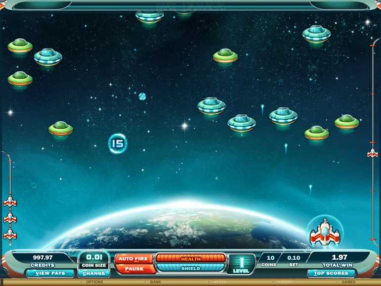 Casino LaVida :: Max Damage and the Alien Attack arcade slot game - PLAY NOW!